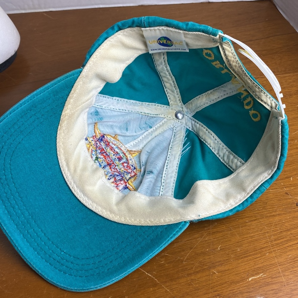 Vintage Universal Studios Orlando Islands of Adventure Hat. - Picture 7 of 7
